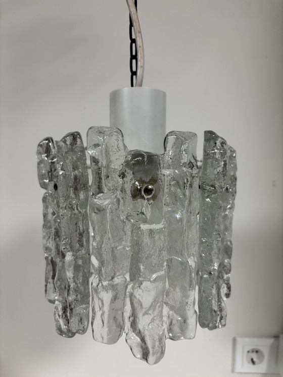 Image 1 of Ijsglas hanglamp van Kalmar Franken, geproduceerd in Oostenrijk gedurende de jaren 60