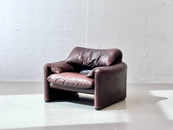 Image 1 of Maralunga Ledersessel mit Ottoman von Vico Magistretti für Cassina, Italien, 1970er Jahre