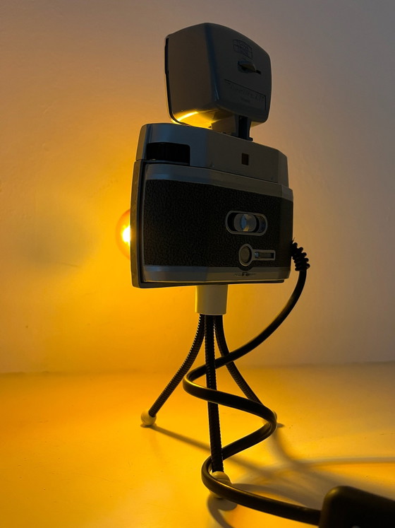 Design lamp van vintage camera – Bilora, Tafellampen, Metaal, Kunststof (photo 9 of 13)