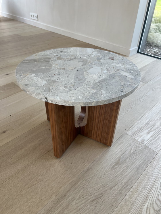 Image 1 of Androgyne sidetable Menu 