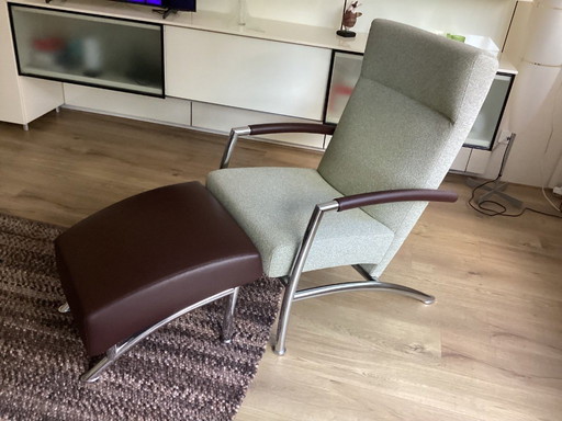 Leolux Helical armchair with hocker in new condition