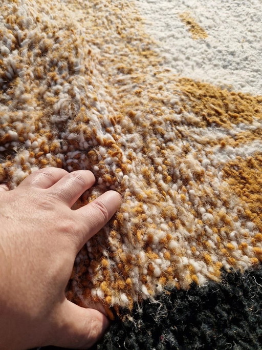 Tapis berbère tissé main artisanale traditionalle 2/3 m