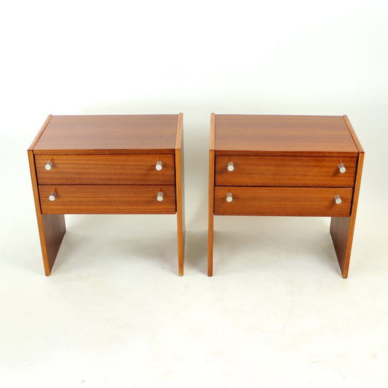 Image 1 of Ensemble de 2 tables de chevet carrées en acajou, Tchécoslovaquie, années 1970