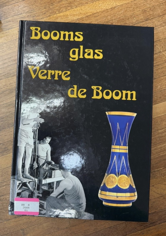 Image 1 of Grande bomboniera in vetro nero, serie "Mimosa" - Boom, Belgio Art Déco - Vetro ialitico -