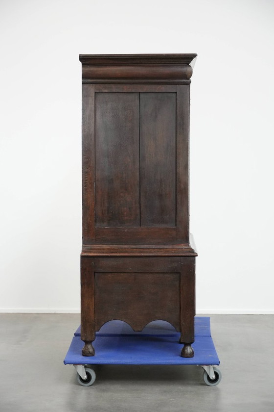 Image 1 of Cómoda antigua inglesa con soporte de principios del siglo XVIII