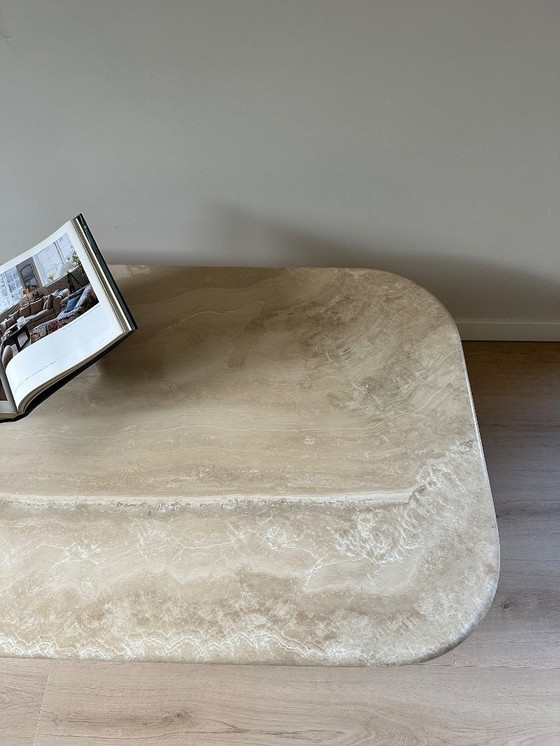 Image 1 of Top staat- Prachtige grote travertin salontafel – zeldzaam én indrukwekkend