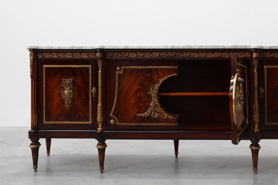 Image 1 of Hoogwaardige 20e-eeuwse mahonie buffetkast in Lodewijk XVI-stijl, E.P. Ehalt, Frankrijk