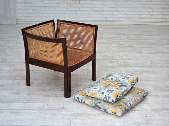 Image 1 of Années 1970, design danois d'Illum Wikkelsø, modèle de fauteuil « Plexus », bois de teck, structure en maille.