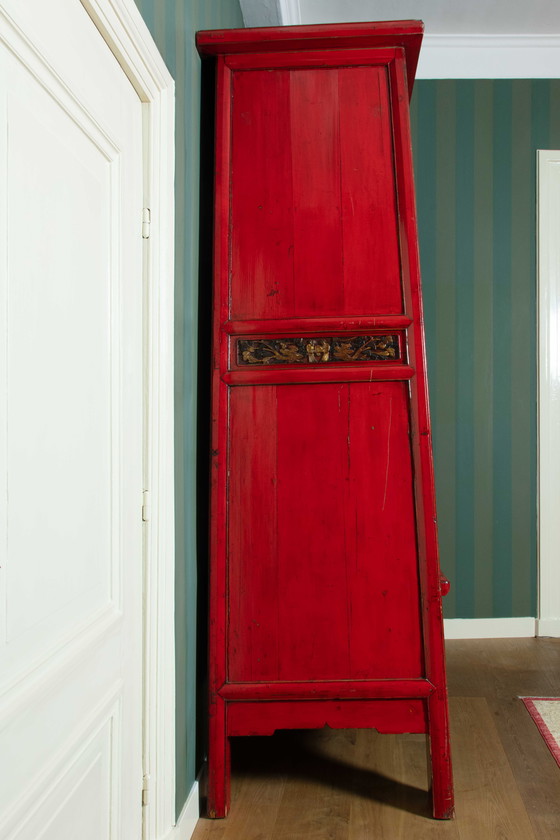 Image 1 of Grande armoire rouge d'ambassade chinoise > 100 ans d'âge