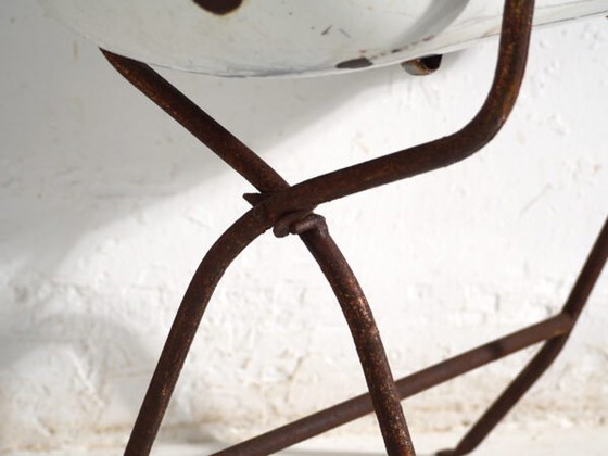 Antique bathtub in enamelled iron – Central Europe, circa 1950 #4 – Decorative Objects, Industrieel (photo 17 of 40)