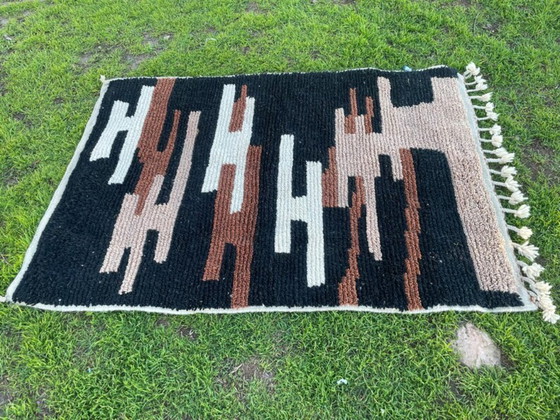 Image 1 of Handmade Berber rug 250cmx150cm 