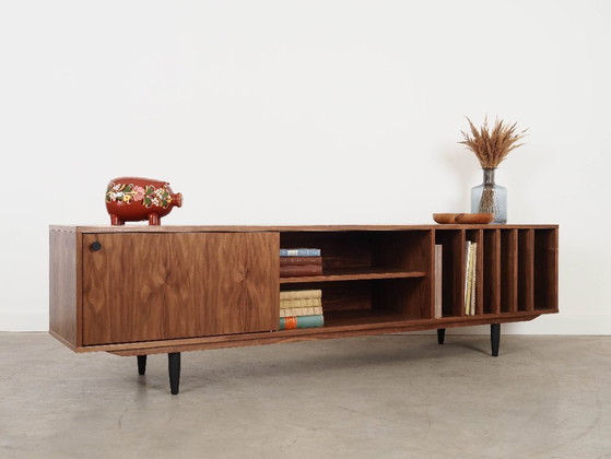 Image 1 of Notenhouten dressoir, Scandinavisch design