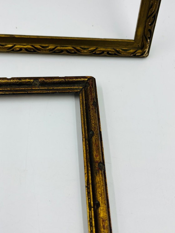 Image 1 of Set aus zwei antiken Holzrahmen mit altgoldener Oberfläche