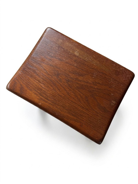 Image 1 of Karaktervol Eikenhouten Tafeltje (Jaren '70)