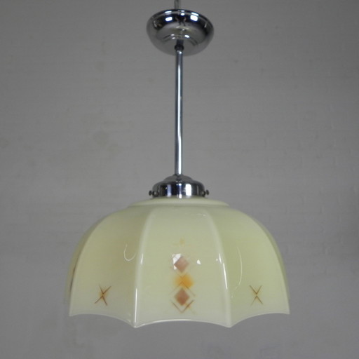 Art Deco hanglamp met glazen tienhoekige kap, jaren 30