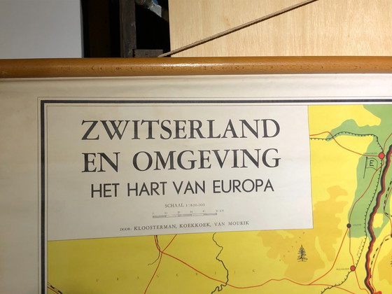Image 1 of Vintage schoolplaat schoolkaart Zwitserland en omgeving 116 x 86 Van Goor zonen