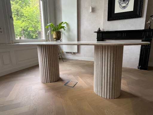 Mesa de comedor de travertino - NUEVA