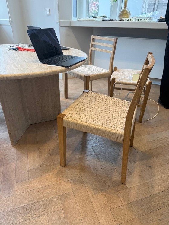 Image 1 of Vintage Travestin ronde eettafel met X vormig onderstel