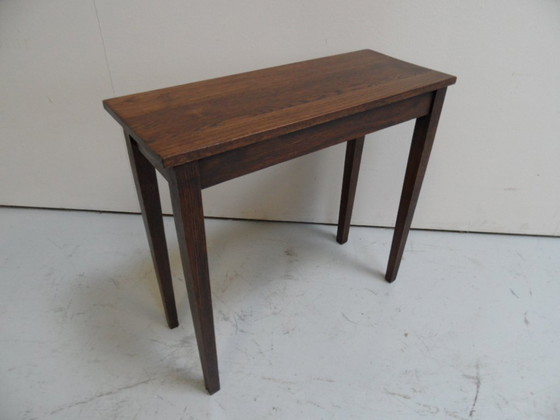 Image 1 of Mesa auxiliar antigua de roble