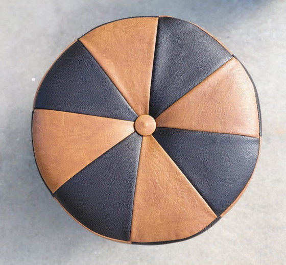 Meraviglioso pouf patchwork vintage anni settanta! – Vintage Amore, Poggiapiedi e pouf, Skai (photo 3 of 8)