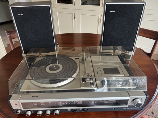 Philips Three Band Stereo Combination 972