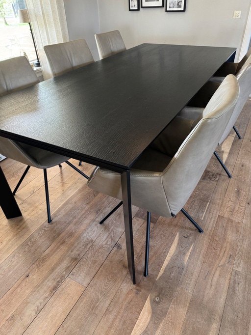 Extensa Table With Topform Elmar Dining Chair