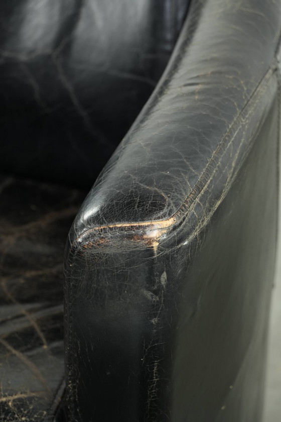 Image 1 of Leuke rundleren aviator fauteuil in stoer zwart vintage rundleer met een stoer een rijk patina