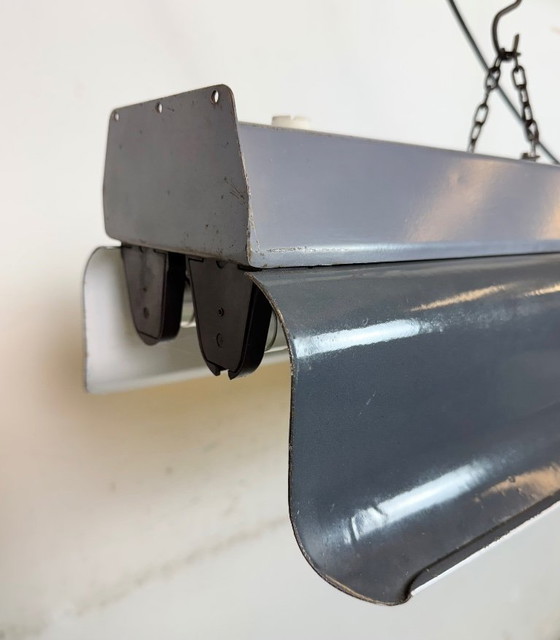 Image 1 of Lampadario industriale a sospensione in smalto grigio di Elektrosvit, anni '60