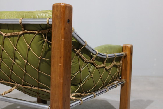 Image 1 of Sillón y otomana de cuero de Jean Gillon