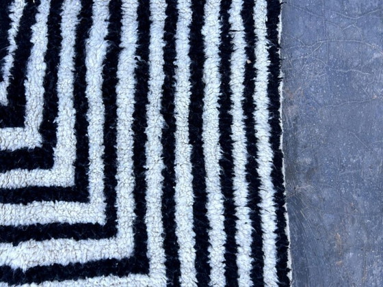 Image 1 of Tapis marocain écru à motifs géométriques 200cmx100cm 