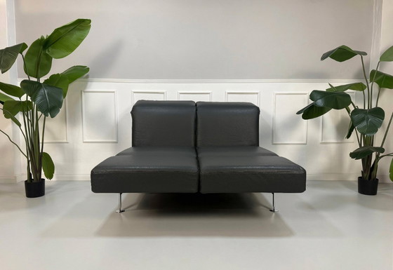 Image 1 of Canapé Brühl Moule Small en cuir anthracite, modèle d'exposition