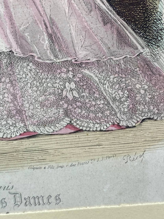Incisione di moda del XIX secolo incorniciata e colorata, Petit Courrier des Dames – Oggetti decorativi, Glass (photo 6 of 6)
