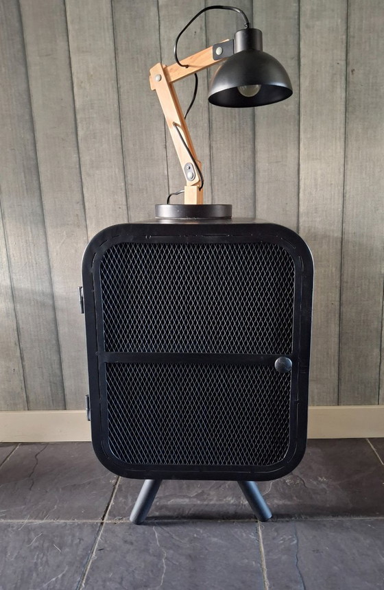 Image 1 of 2 comodini/armadietti industriali in metallo, nuovi