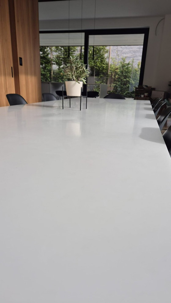 White rectangular dining table, MDF Italia, Aluminium, Polyester, Modern (photo 4 of 5)
