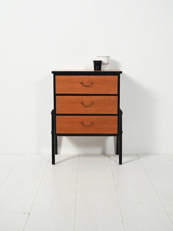 Image 1 of Piccola cassettiera scandinava laccata nera degli anni '50