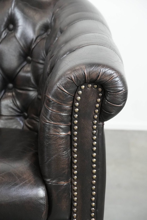 Image 1 of 2 sillones club Chesterfield de piel de vacuno oscura de estilo inglés