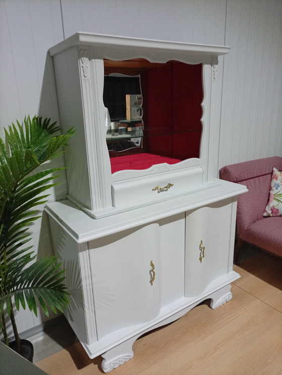 Image 1 of Vintage cabinet