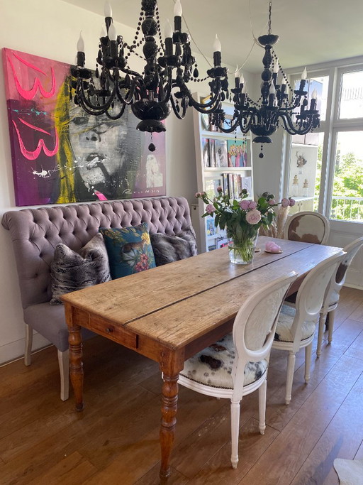 Antieke houten eettafel