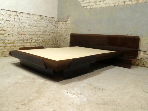 Plexiglass bed by Bernard Govin for Dunlopillo, 1970 – Mattresses and bed bases, Design (photo 7 of 9)