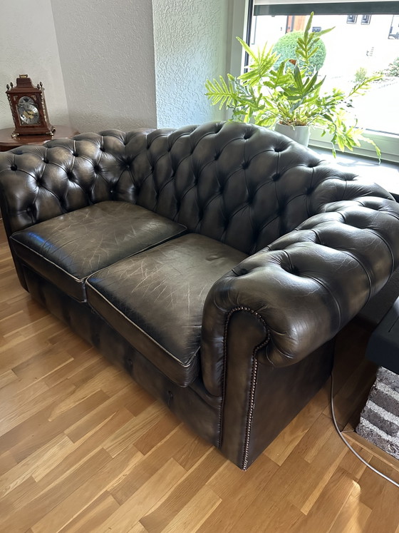 Canapé Chesterfield Deux Places – Canapés 2 places, Leather (photo 2 of 5)