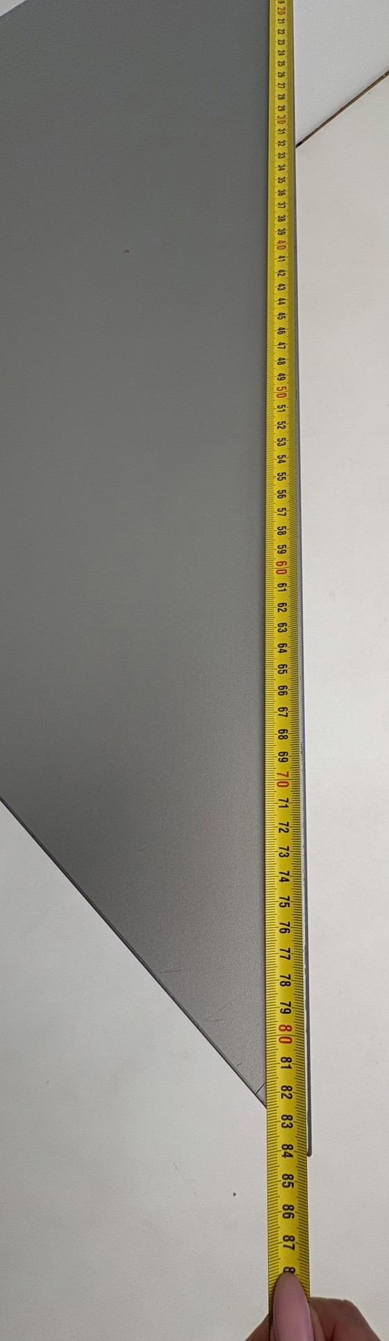 Image 1 of Deens design Space Age eighties grijze Pin Age bijzettafel chromen pootjes