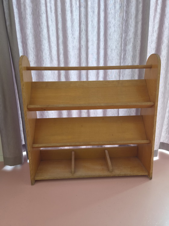 Image 1 of Educo vintage boekenkast 