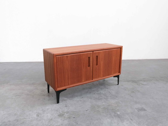 Image 1 of Credenza vintage in teak “VESKAR”. 