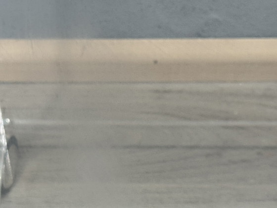 Image 1 of Tavolino laterale in acrilico del 1980