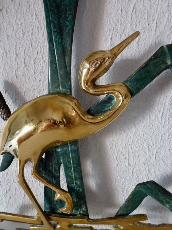 Image 1 of Decorazione murale vintage in ottone con due gru tra le canne.
