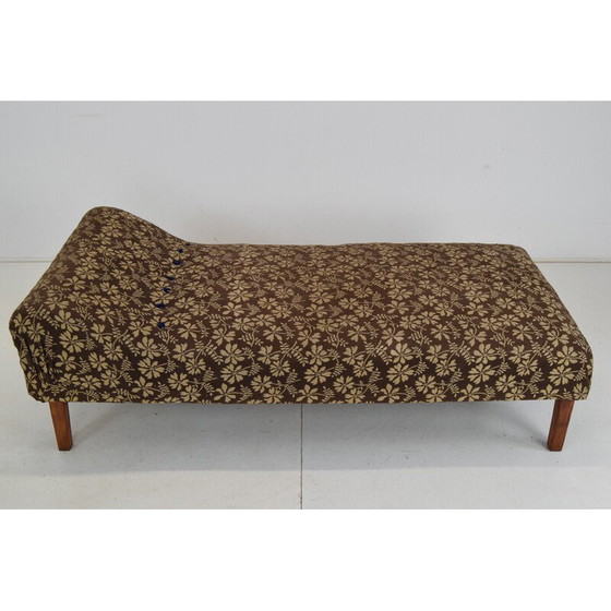 Image 1 of Vintage Art Deco daybed in fabric and wood, Czechoslovakia 1930s