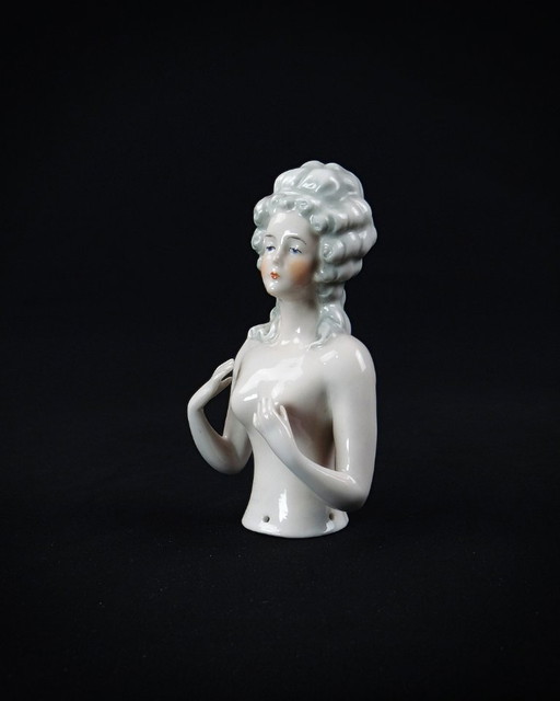 Galluba & Hoffman porcelain half-doll Marie-Antoinette 20th century