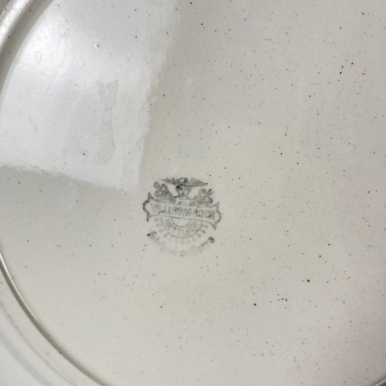 Image 1 of Villeroy & Boch round dish with burgundy rim