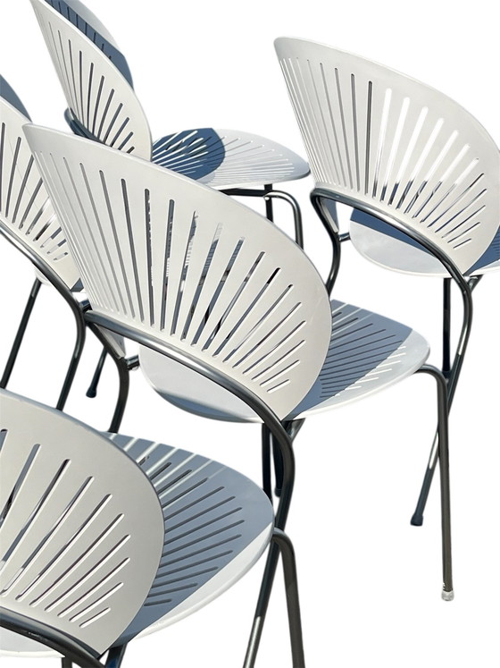 Image 1 of Set Van 8 Nanna Ditzel Stoelen “Trinidad” Voor Fredericia, Denemarken