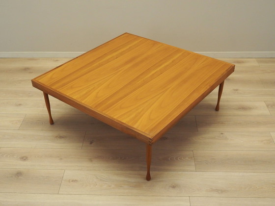 Image 1 of Table basse en acajou, design italien, années 1970, production : Italie
